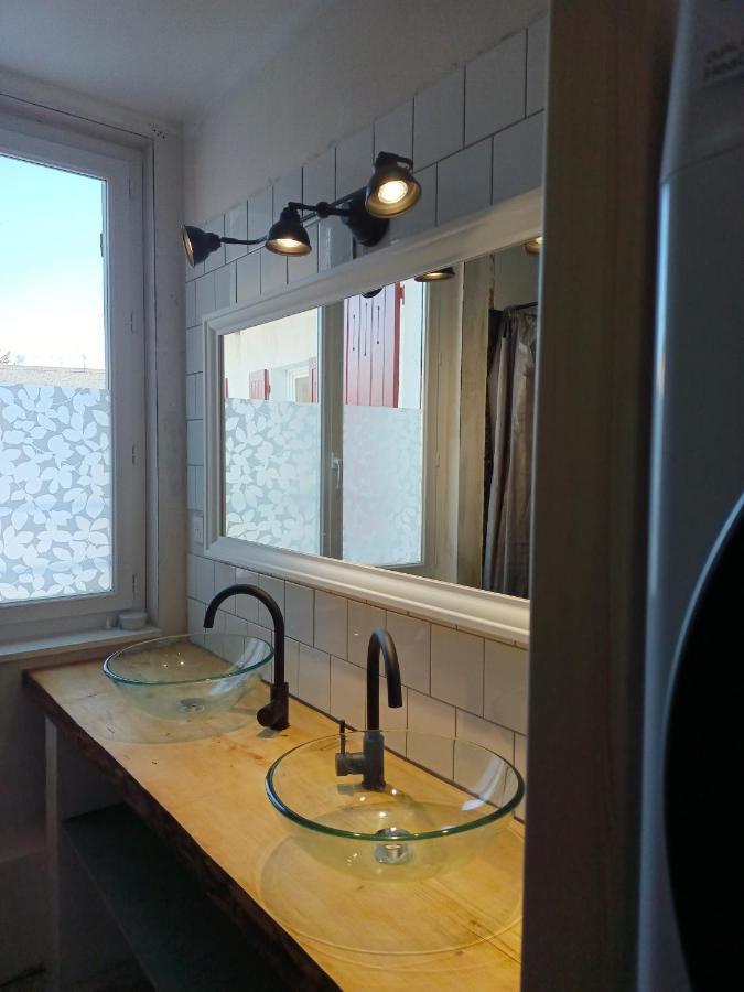 Gite Redrooster Home - 160M2, 4 Ch, 2 Sdb, Fibre, Parking, Sauna, Bain A Remous Theys المظهر الخارجي الصورة