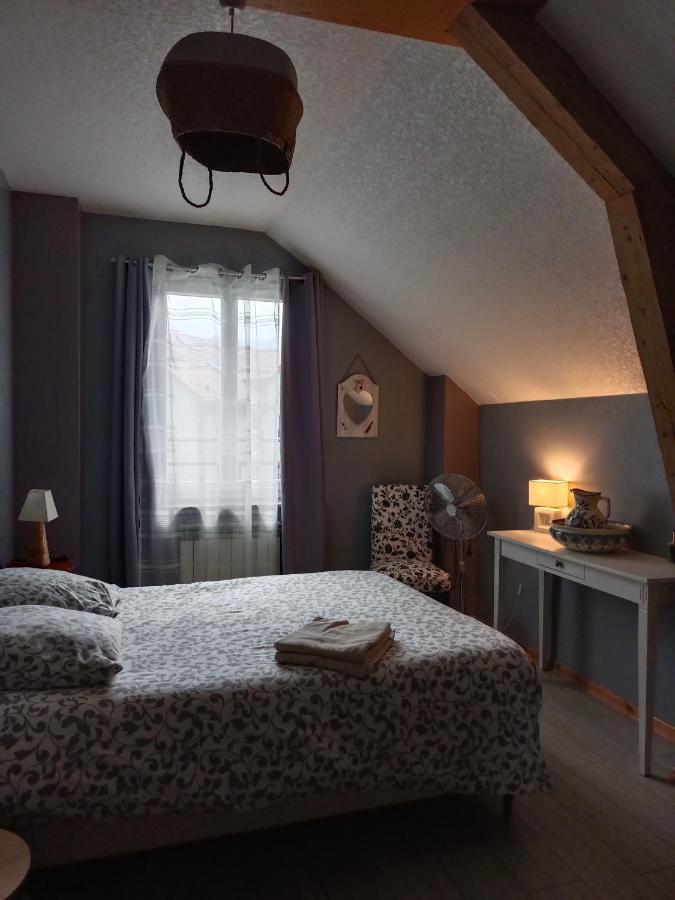 Gite Redrooster Home - 160M2, 4 Ch, 2 Sdb, Fibre, Parking, Sauna, Bain A Remous Theys المظهر الخارجي الصورة