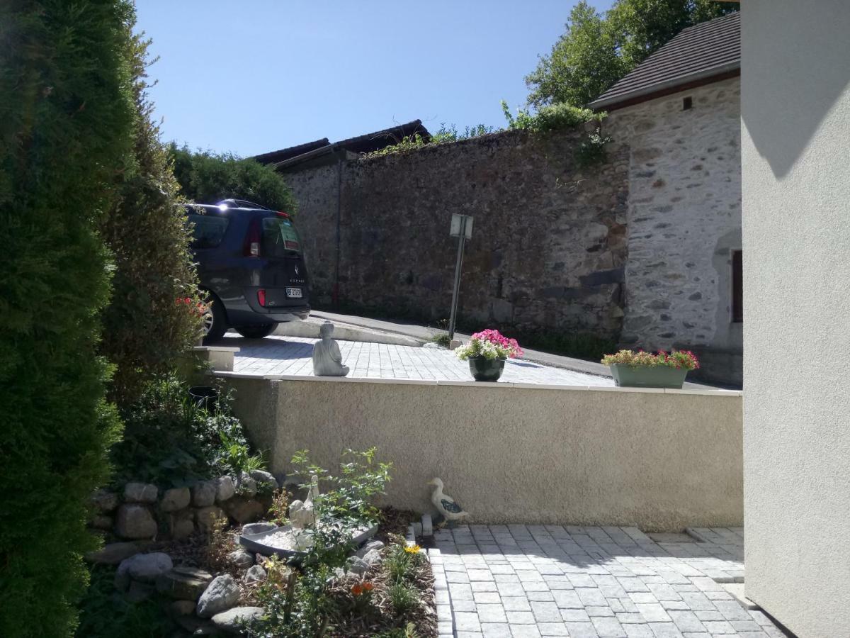 Gite Redrooster Home - 160M2, 4 Ch, 2 Sdb, Fibre, Parking, Sauna, Bain A Remous Theys المظهر الخارجي الصورة